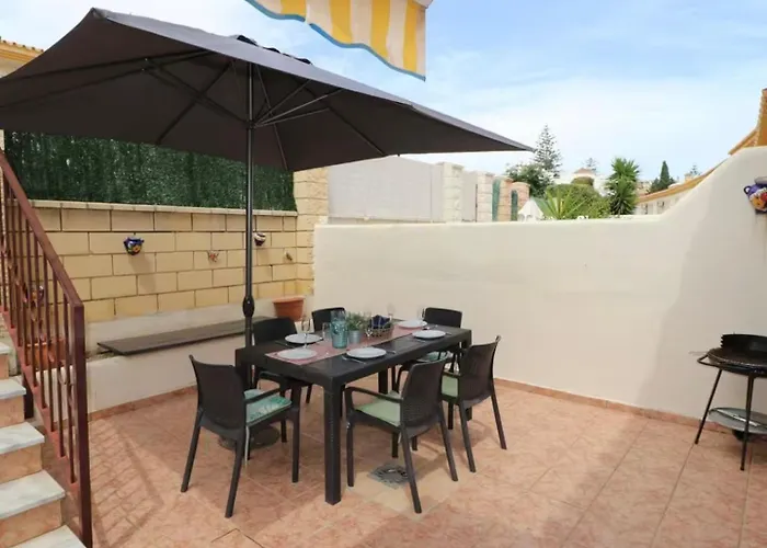 דירה El Pinillo 4 Bedroom Town House