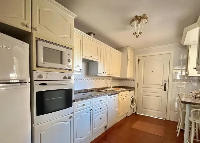 דירה El Pinillo 4 Bedroom Town House *