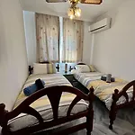 El Pinillo 4 Bedroom Town House Lejlighed Torremolinos