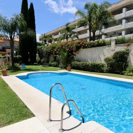 Apartamento El Pinillo 4 Bedroom Town House