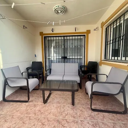 El Pinillo 4 Bedroom Town House Appartement Torremolinos