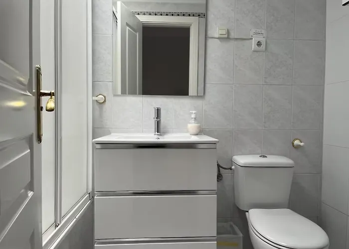 El Pinillo 4 Bedroom Town House Appartement Torremolinos