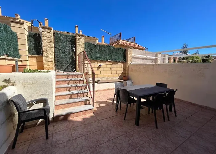 El Pinillo 4 Bedroom Town House *