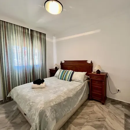 El Pinillo 4 Bedroom Town House Appartamento Torremolinos